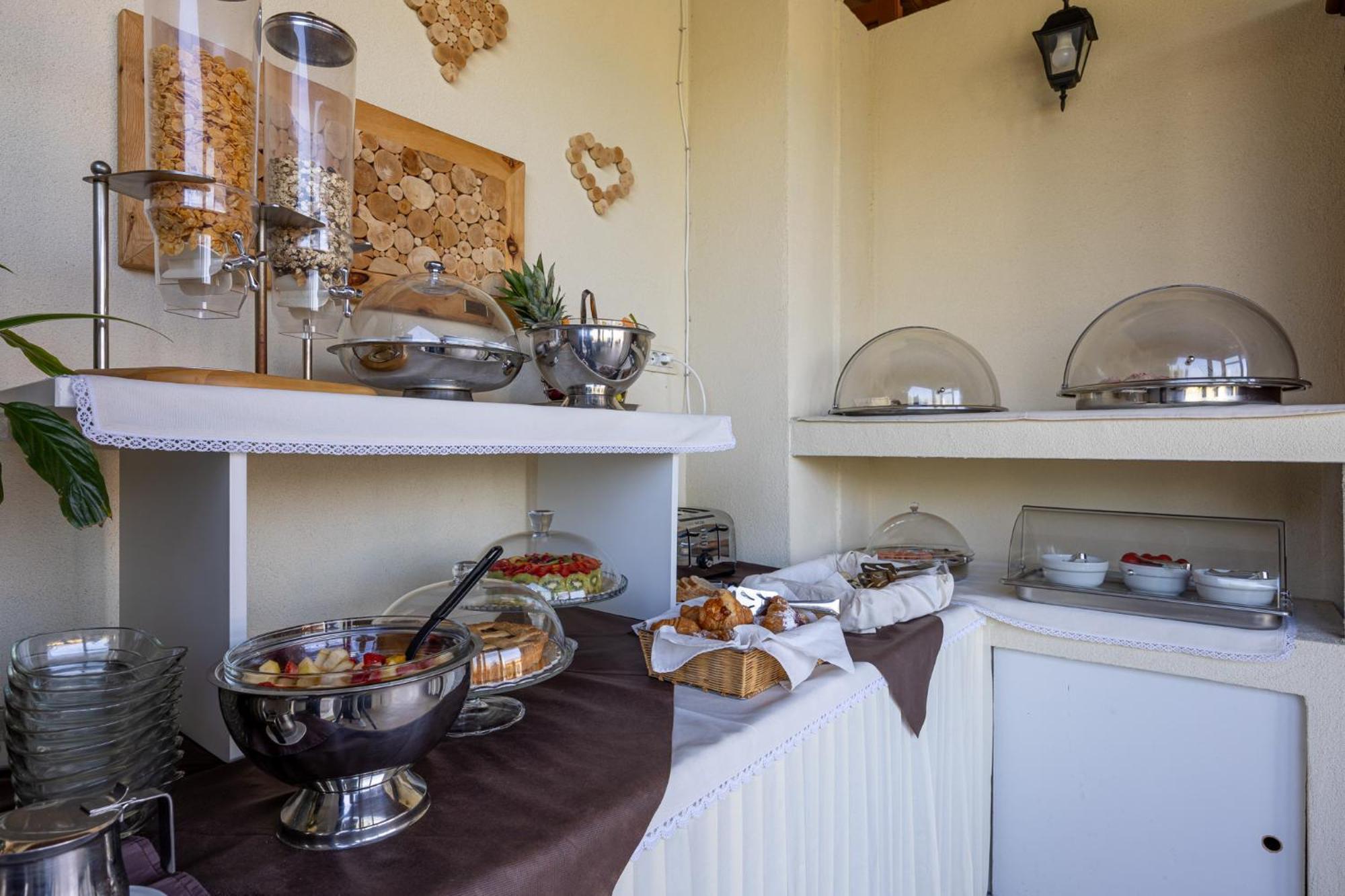 Maddalena Couette-café *