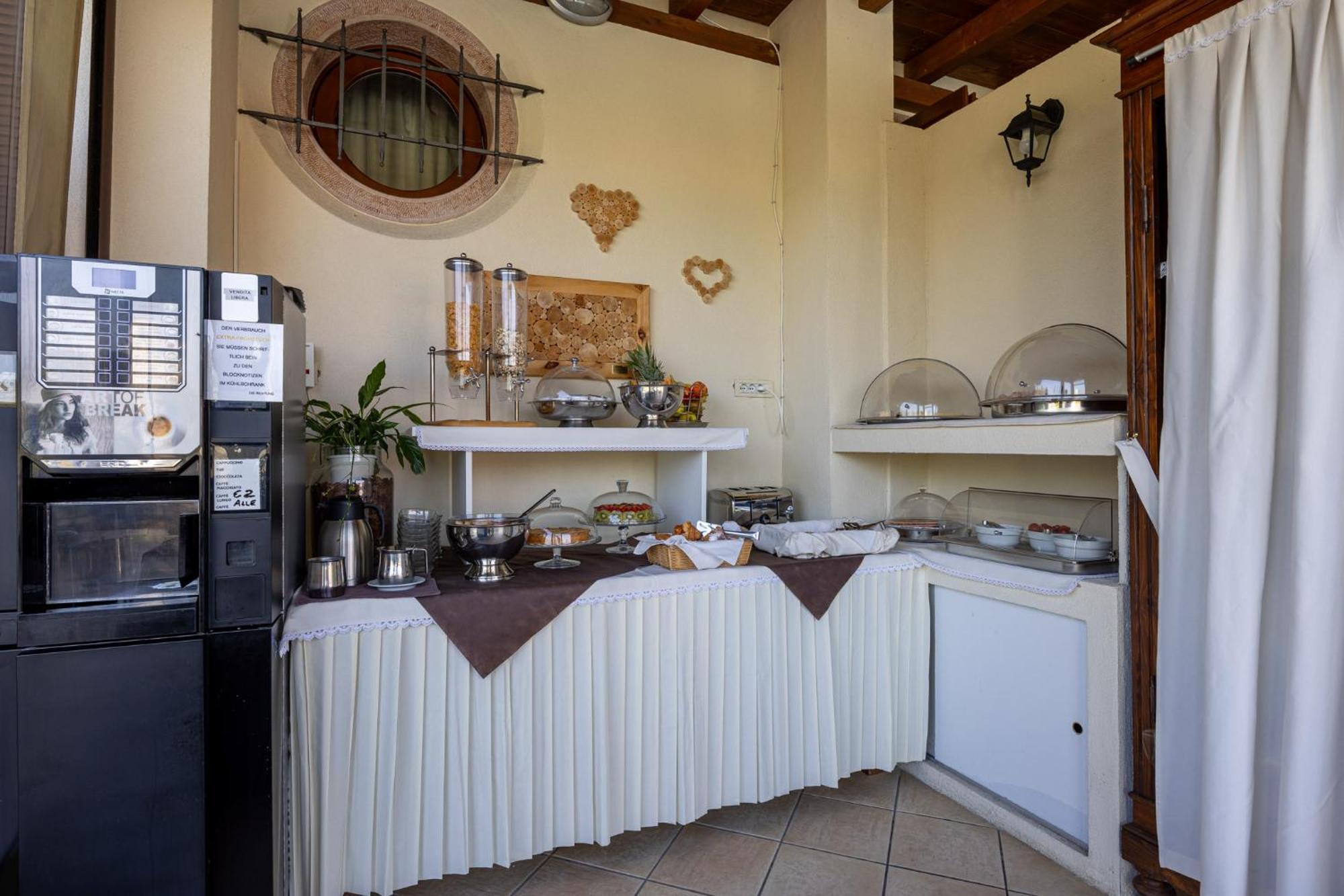 Maddalena Couette-café Bardolino